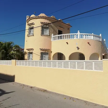 Carolina Locdenia * Denia