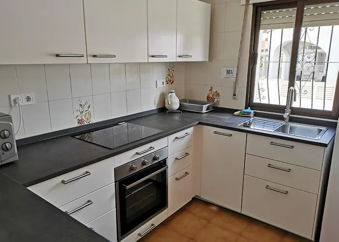 Carolina Locdenia Villa *