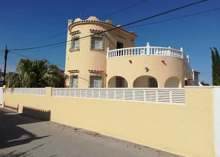 Carolina Locdenia * Denia